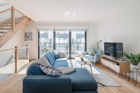 Perfect Port Melbourne Townhouse - Schoolies Week Accommodation 0
