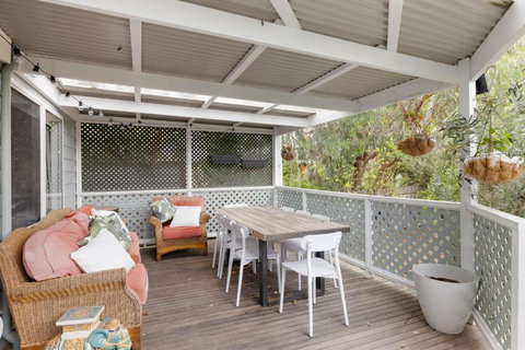 Peppermint Lookout - Schoolies Week Accommodation 3