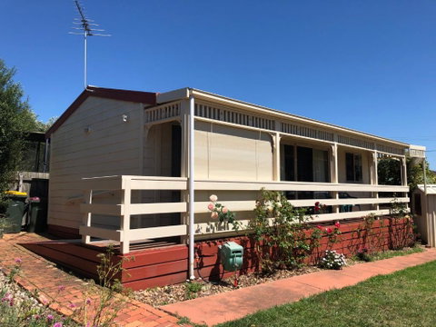 Portarlington Holiday Apartment - Schoolies Week Accommodation 0