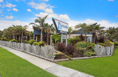 Portside Motel - Schoolies Week Accommodation 3