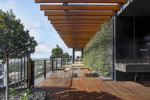 Premium Albert Park Grand Prix Apartment By Ready Set Host - Schoolies Week Accommodation 3