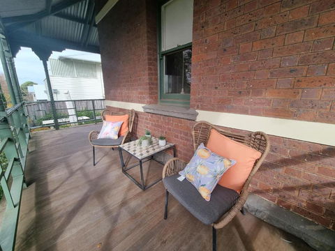 QPO QUEENSCLIFF - Schoolies Week Accommodation 3