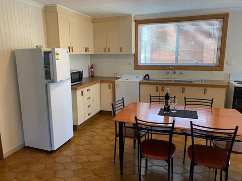 Quaint Hideaway - Schoolies Week Accommodation 2