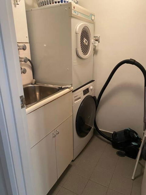 Quality Apartment In The Rocks GLO1203 - Schoolies Week Accommodation 3