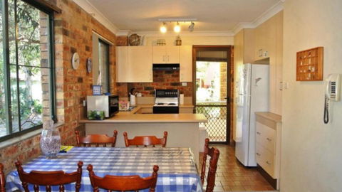 Quality Beachside Holiday - Schoolies Week Accommodation 2