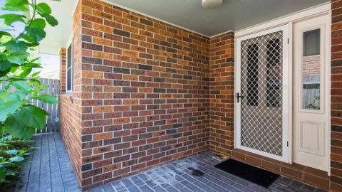 Quiet And Private Duplex - Schoolies Week Accommodation 1