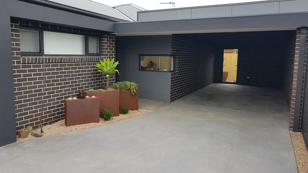 Sale VIC Schoolies Week Accommodation