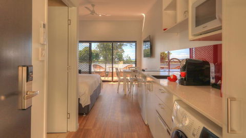 Atherton Motel - Schoolies Week Accommodation 2