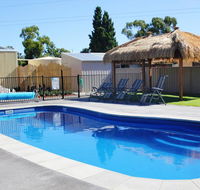 Avondel Caravan Park - Schoolies Week Accommodation
