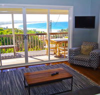 Awesome View 4 View Street - Schoolies Week Accommodation