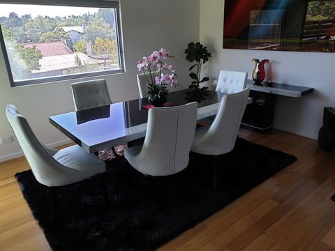 Azura - Schoolies Week Accommodation 2