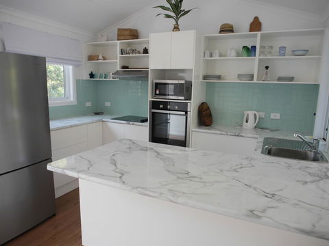 Azure - Schoolies Week Accommodation 2