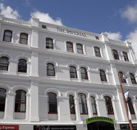 Backpackers Imperial Hotel - Schoolies Week Accommodation