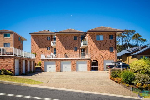 Ballingalla Apartments - By The Golf Course - Schoolies Week Accommodation 2