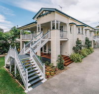 Balmoral Queenslander - Schoolies Week Accommodation
