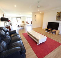Barefoot Bungalow at Hat Head - Schoolies Week Accommodation