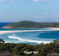 Barefoot' 7/44 Marine Drive - Fabulous Fingal Bay - Schoolies Week Accommodation