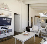 Barnett Place 6 - Schoolies Week Accommodation