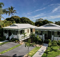 Barney Beach Accommodation - Schoolies Week Accommodation