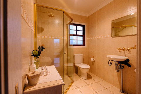 Barrington Hideaway- River Cottages - Schoolies Week Accommodation 2