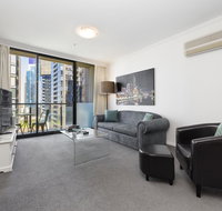 Bayviews - StayCentral - Schoolies Week Accommodation
