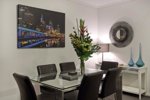 Bayviews - StayCentral - Schoolies Week Accommodation 2