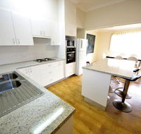 Beach Break at Hat Head - Schoolies Week Accommodation