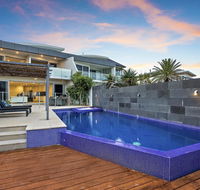 Beachfront 12 - Schoolies Week Accommodation