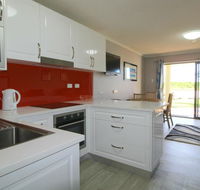 Beachfront 2 25 Willow Street - Schoolies Week Accommodation