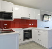 Beachfront 4 25 Willow Street - Schoolies Week Accommodation