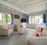 Beachfront 6 25 Willow Street - Schoolies Week Accommodation
