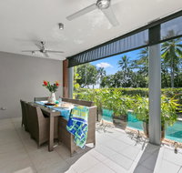 Beachfront Apartment with Ocean Views - Schoolies Week Accommodation