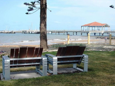 Redcliffe Villa - Schoolies Week Accommodation 0