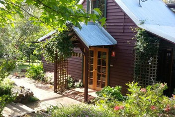 Redgum Hill Country Retreat with Schoolies Week Accommodation