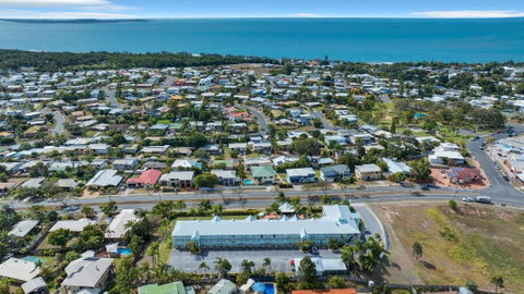 Reef Adventureland Motor Inn - Schoolies Week Accommodation 2