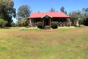 River Cottage Retreat Jalbarragup with Schoolies Week Accommodation