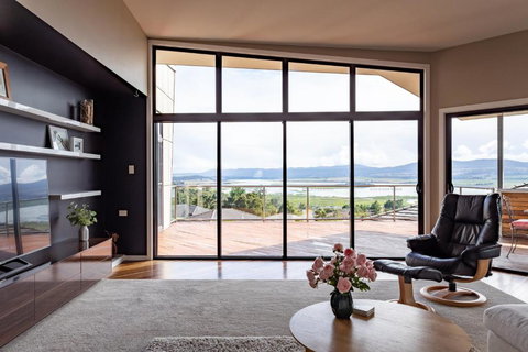 River Haven Serene Spacious With River Views - Schoolies Week Accommodation 0