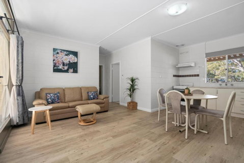 Riversands Rest Accommodation Paringa - Willow Cottage - Schoolies Week Accommodation 2