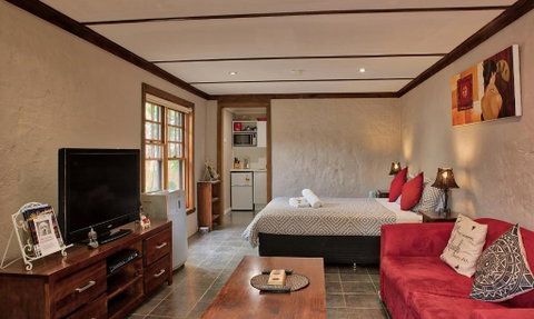 Rivershack Pet Friendly - Schoolies Week Accommodation 1