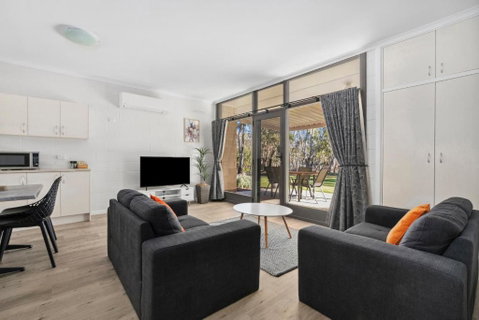 Riversands Rest Accommodation Paringa - Tea Tree Cottage - Schoolies Week Accommodation 2
