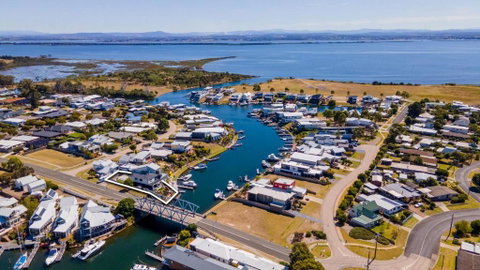 Riviera View - Schoolies Week Accommodation 1