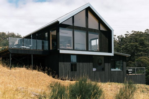 Rocky Ridge - Schoolies Week Accommodation 2