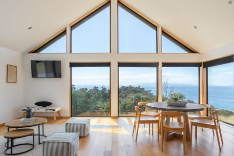 Rocky Ridge - Schoolies Week Accommodation 1
