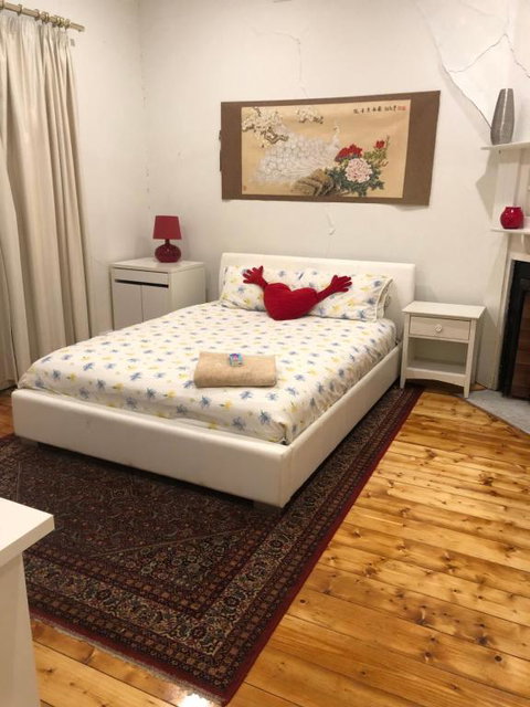 Room Near Caulfield Racecourse - Schoolies Week Accommodation 0