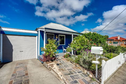 Rose Cottage 3B Hutchinson St Goolwa - Linen Included - Schoolies Week Accommodation 3