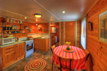 Rosebank Cottage Collection with Schoolies Week Accommodation