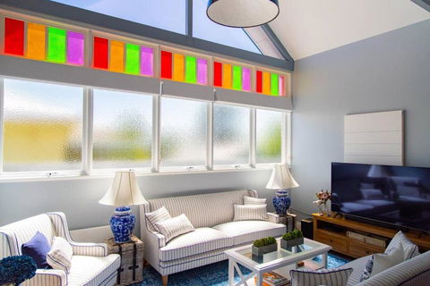 RoseBerne Cottage - Schoolies Week Accommodation 3