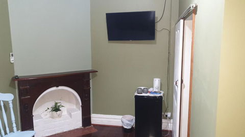 Roseneath Cottage - Schoolies Week Accommodation 2