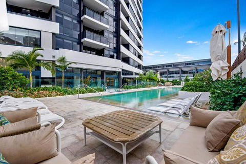 Ruby Apartments - Self Contained, Privately Managed Apartments - Schoolies Week Accommodation 2