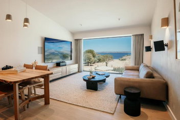 Rumi On Louth with Schoolies Week Accommodation